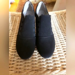 Women Black Shoes